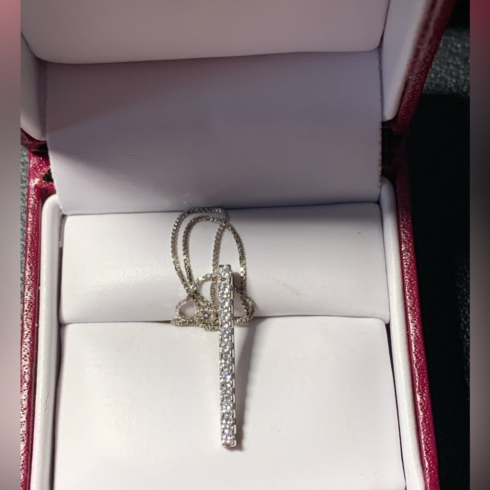 Diamond Bar Pendant Necklace 12 Round Diamonds   18" Helzberg Diamonds New